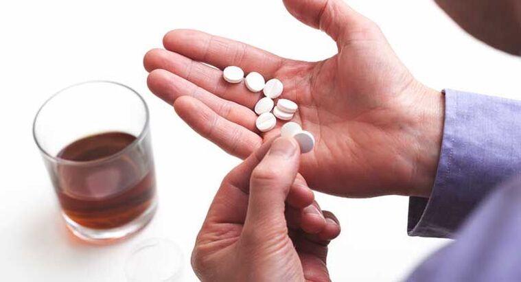 Ali je mogoče piti alkohol z antibiotiki